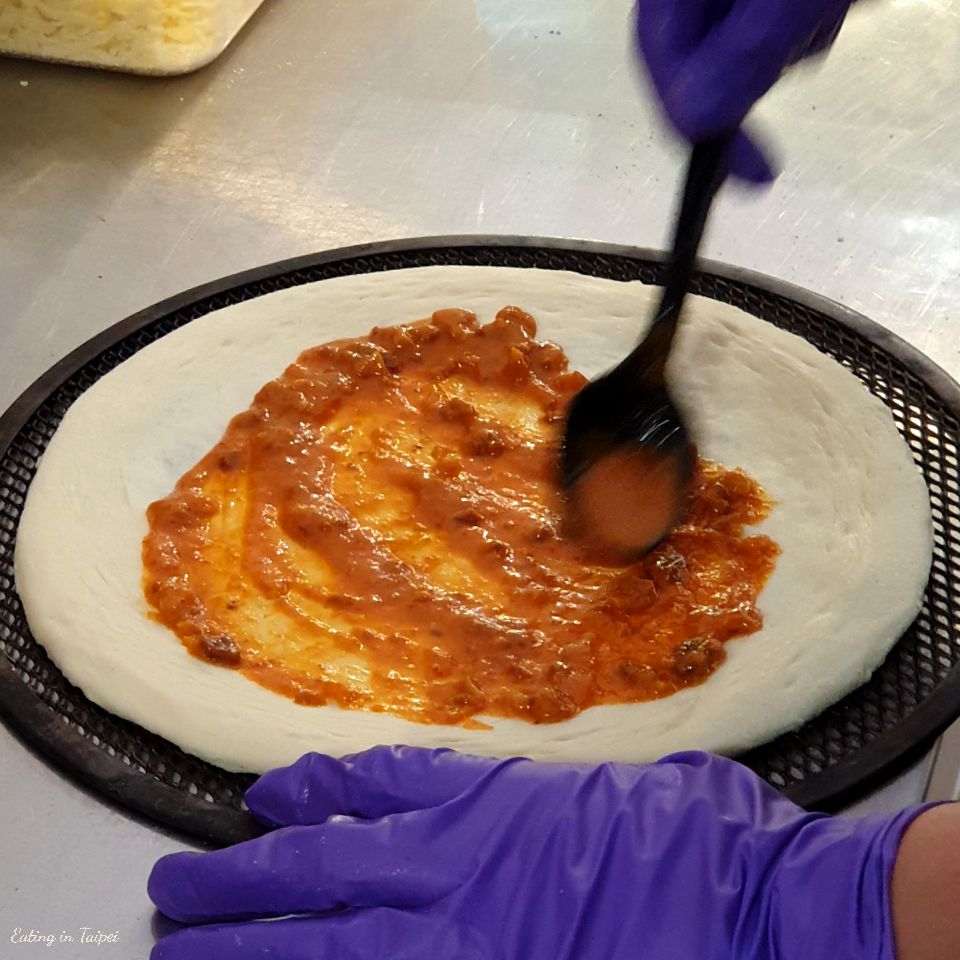 farina pizza satay pork