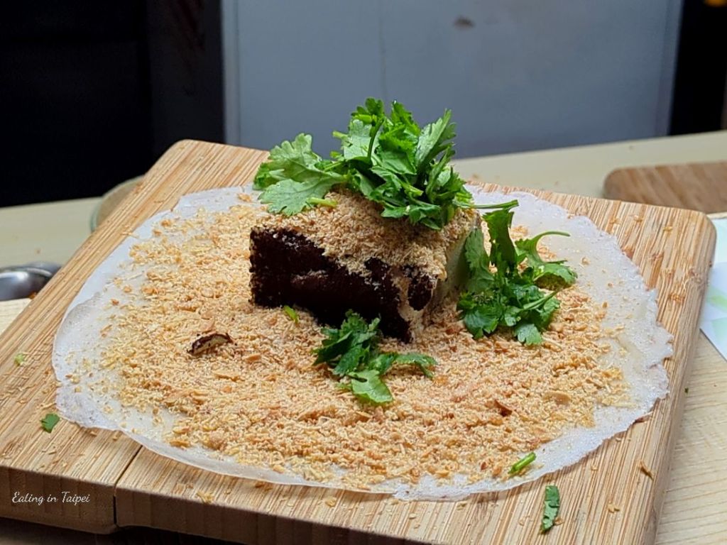 peanut roll ice cream Nanjichang night market 4